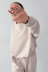 dresowa-bluza-z-sciagaczem-bodya-eu-3-4.webp