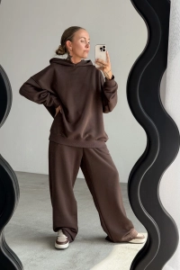 dresowa-bluza-z-kapturem-bodya-5-4.webp