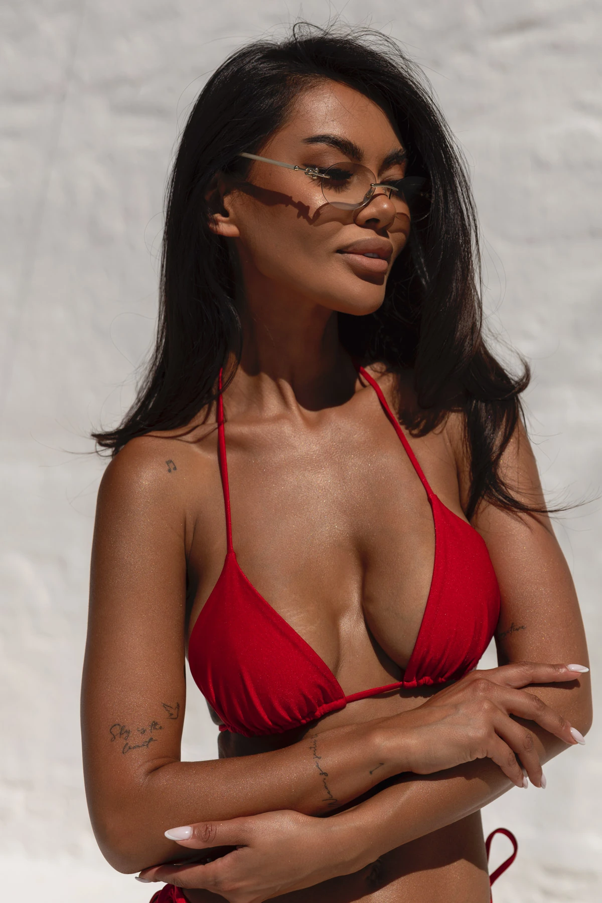 Classic Scarlet - góra trójkątna od bikini wiązana czerwony