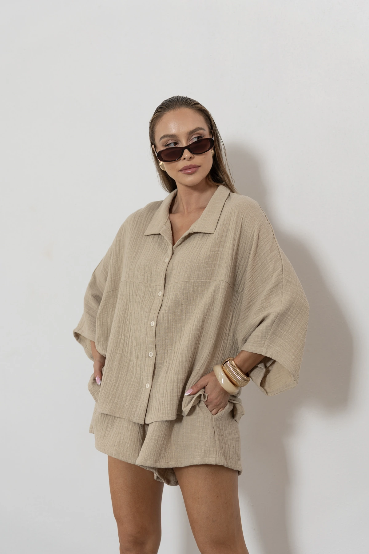Bella - koszula oversize na lato beżowa